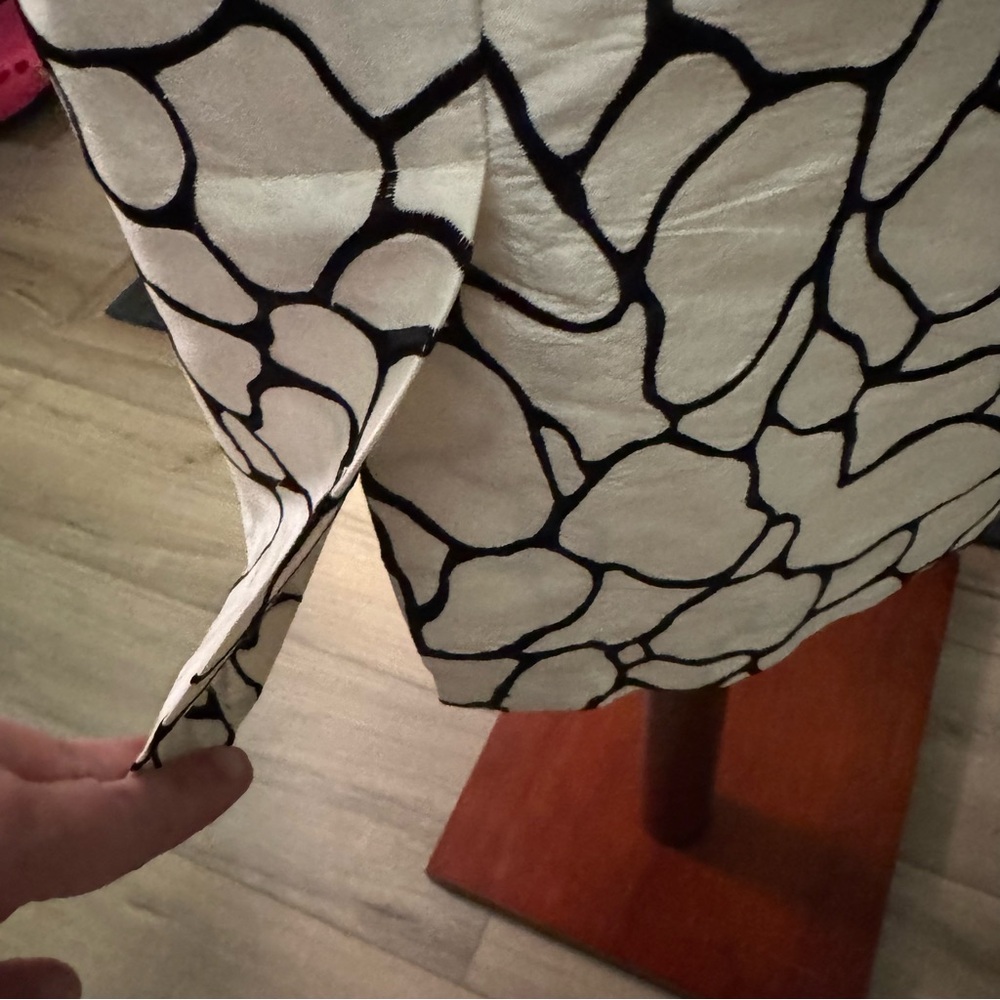 Doncaster 100% Silk Sheath Dress | Black & Cream Abstract Print | Size 12 - Picture 6 of 10